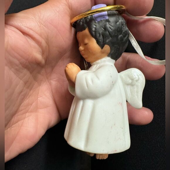 1995 NOELLE ANGEL BELLS COLLECTION Hallmark Keepsake Ornament - Picture 4 of 7
